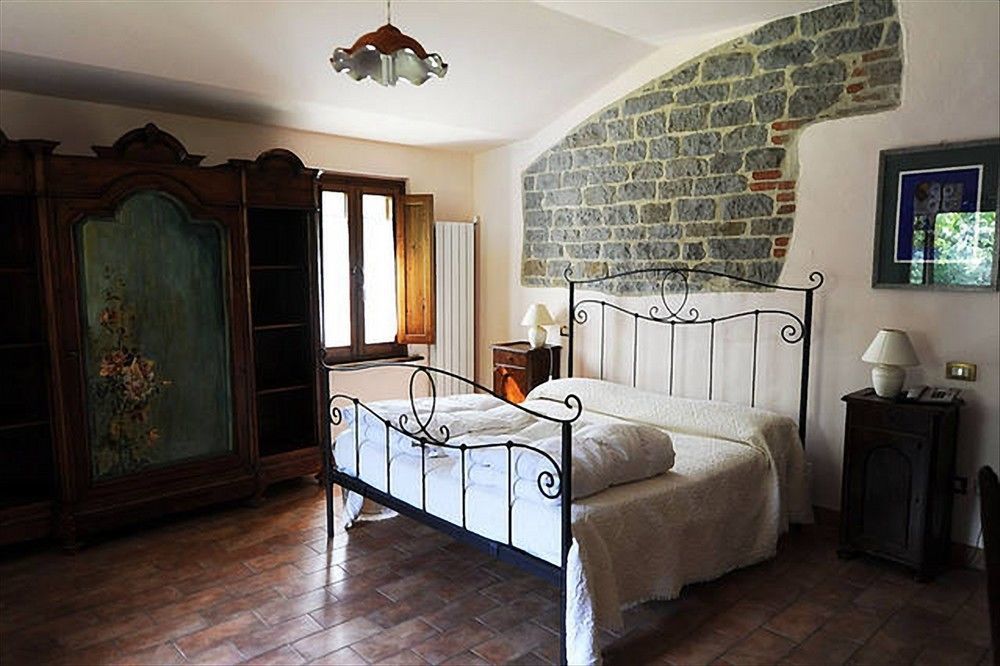 Agriturismo La Ferraia Pianello  Extérieur photo