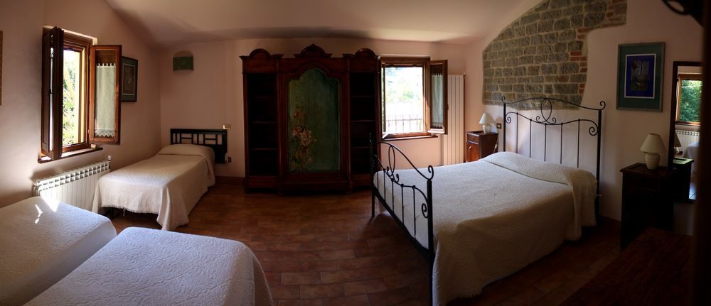 Agriturismo La Ferraia Pianello  Extérieur photo